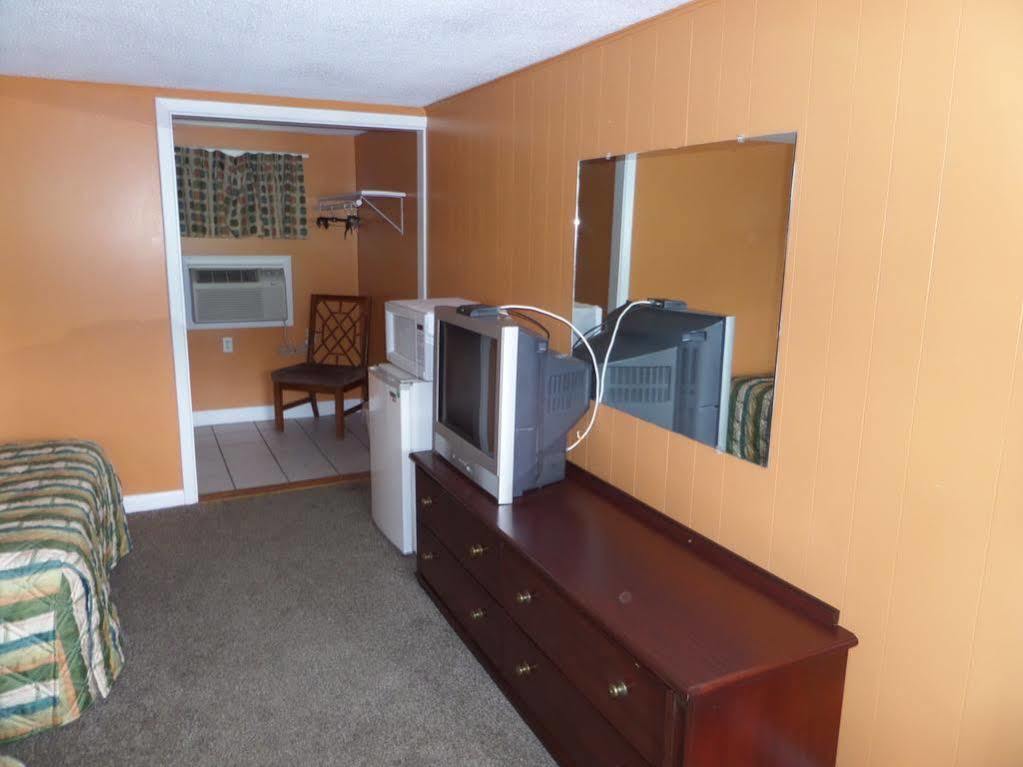 The Inn Of Dayville Extérieur photo
