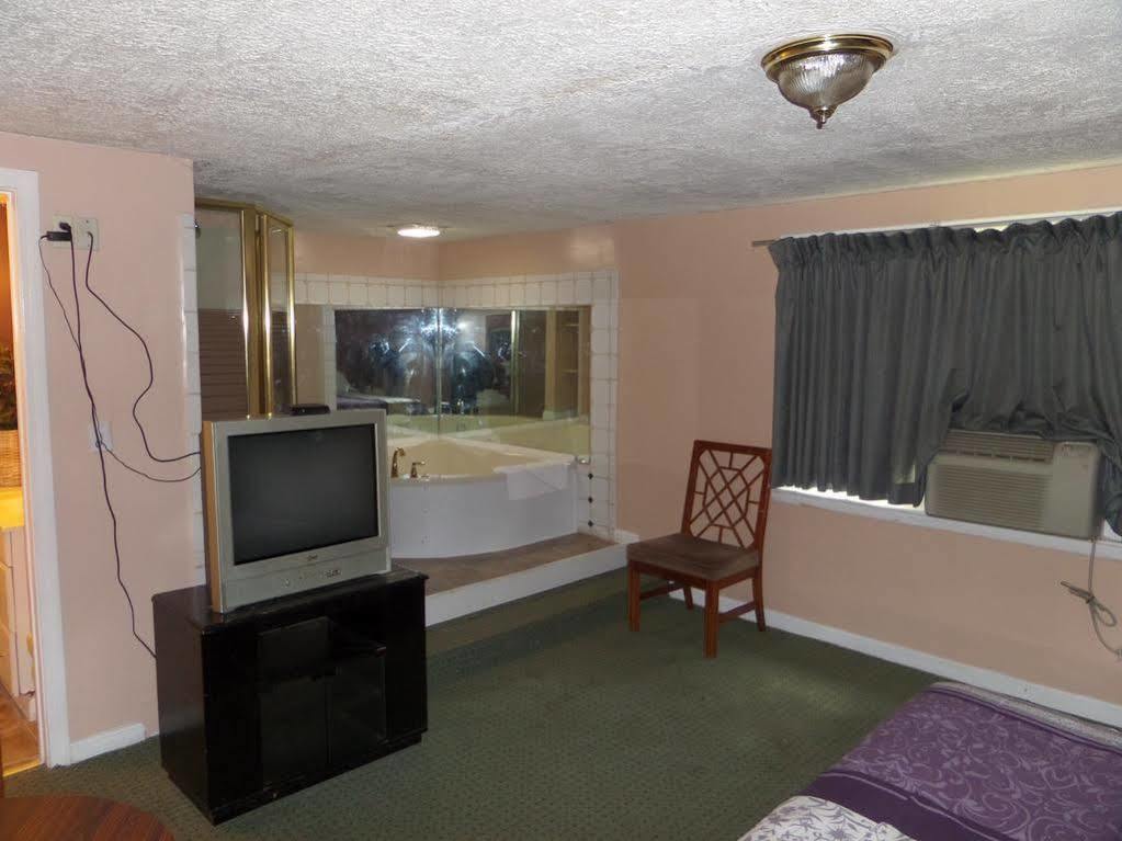 The Inn Of Dayville Extérieur photo